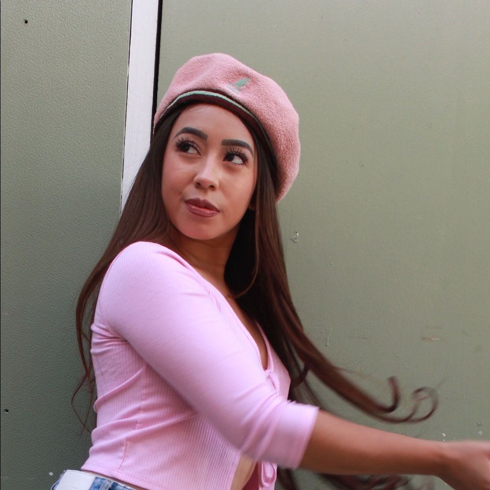 PINK AND AQUA KANGOL BERET 🌸